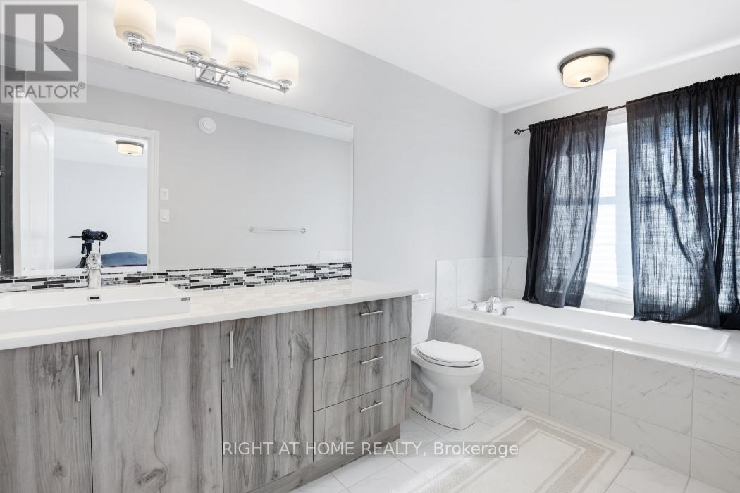 895 Antonio Farley Street, Ottawa, Ontario  K1K 2Z1 - Photo 15 - X13022960