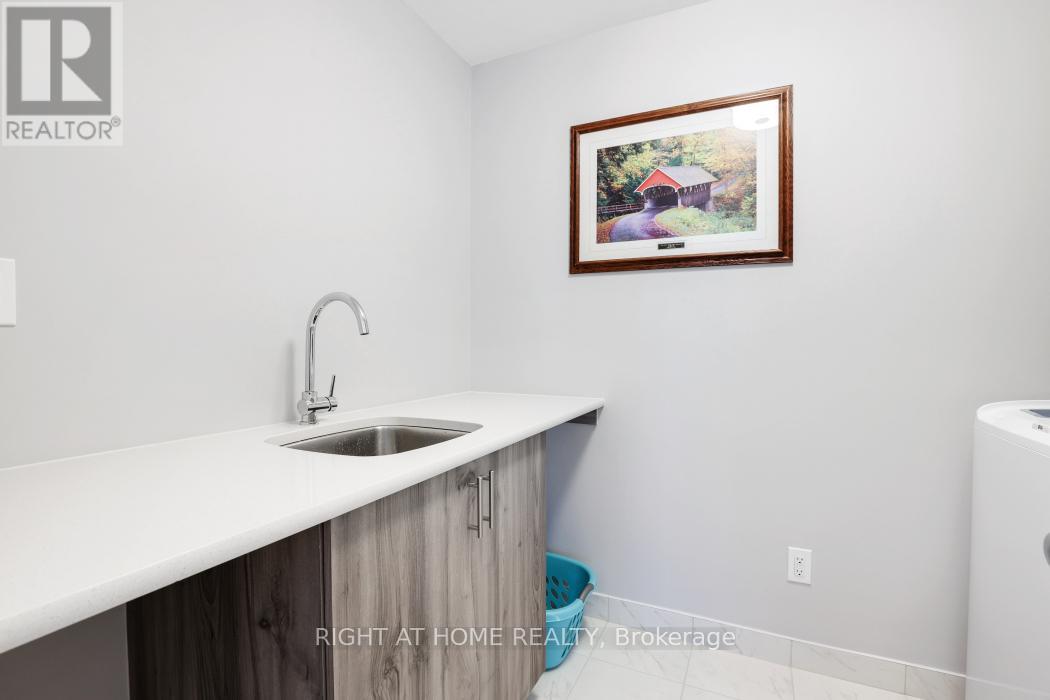 895 Antonio Farley Street, Ottawa, Ontario  K1K 2Z1 - Photo 20 - X13022960