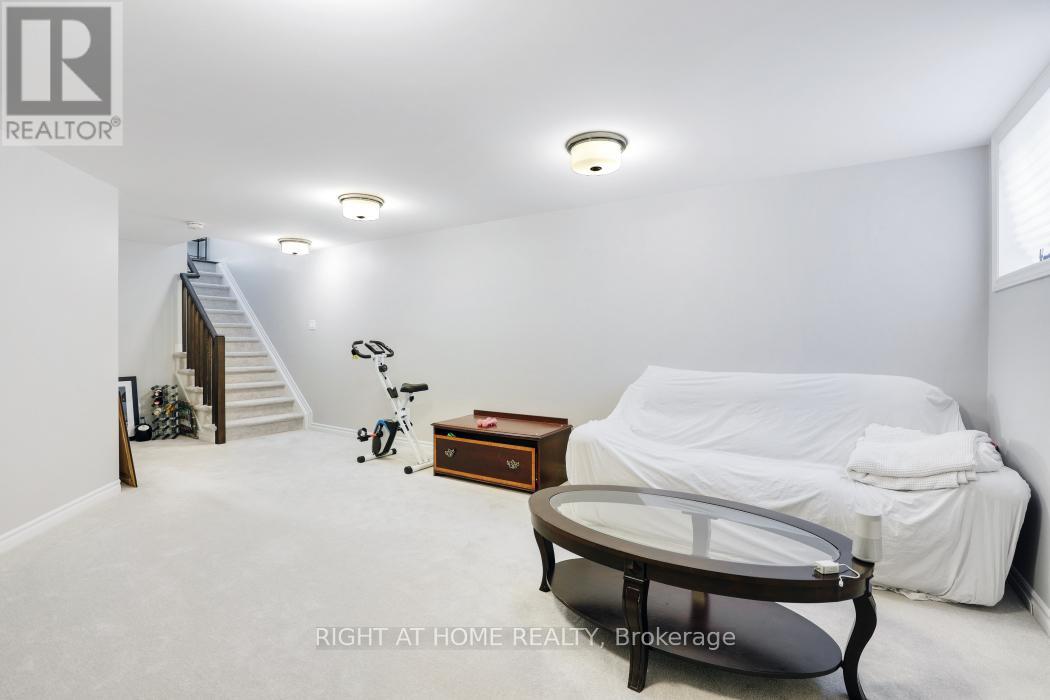 895 Antonio Farley Street, Ottawa, Ontario  K1K 2Z1 - Photo 24 - X13022960