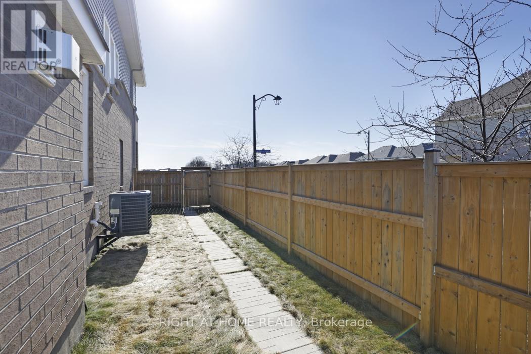 895 Antonio Farley Street, Ottawa, Ontario  K1K 2Z1 - Photo 27 - X13022960