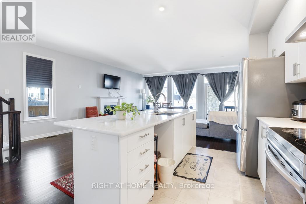 895 Antonio Farley Street, Ottawa, Ontario  K1K 2Z1 - Photo 9 - X13022960