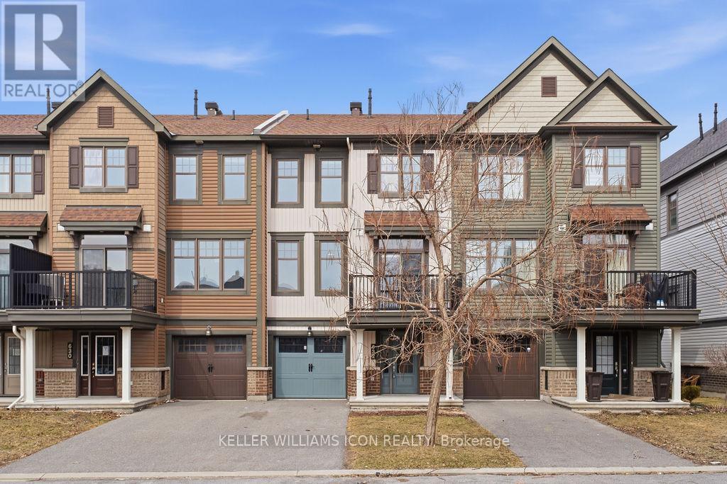 632 LAURALEAF CRESCENT, Ottawa, Ontario