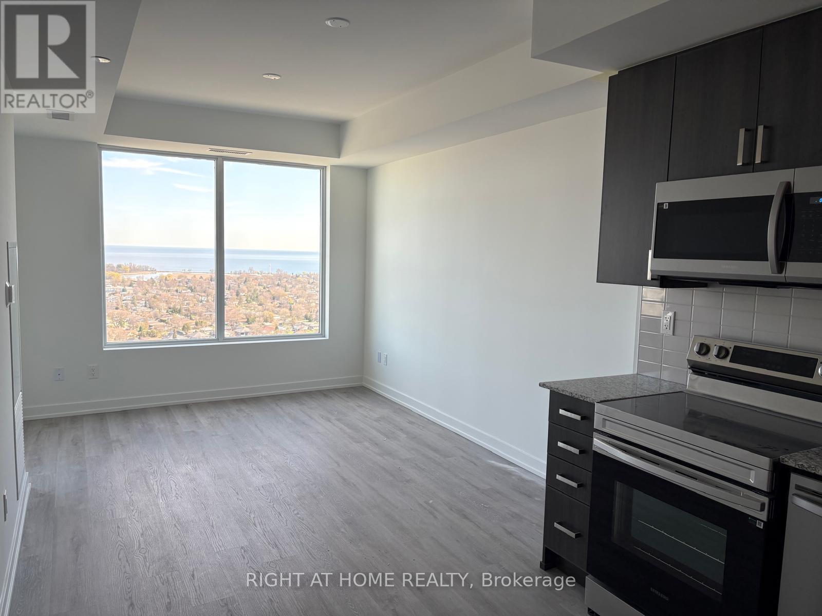 2803 - 1435 Celebration Drive, Pickering (Bay Ridges), Ontario  L1W 0C3 - Photo 25 - E13022964