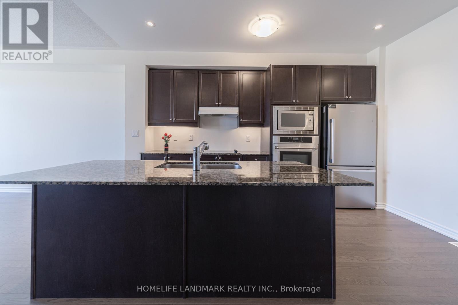 1195 Rexton Drive, Oshawa (Kedron), Ontario  L1H 0H3 - Photo 5 - E13022994