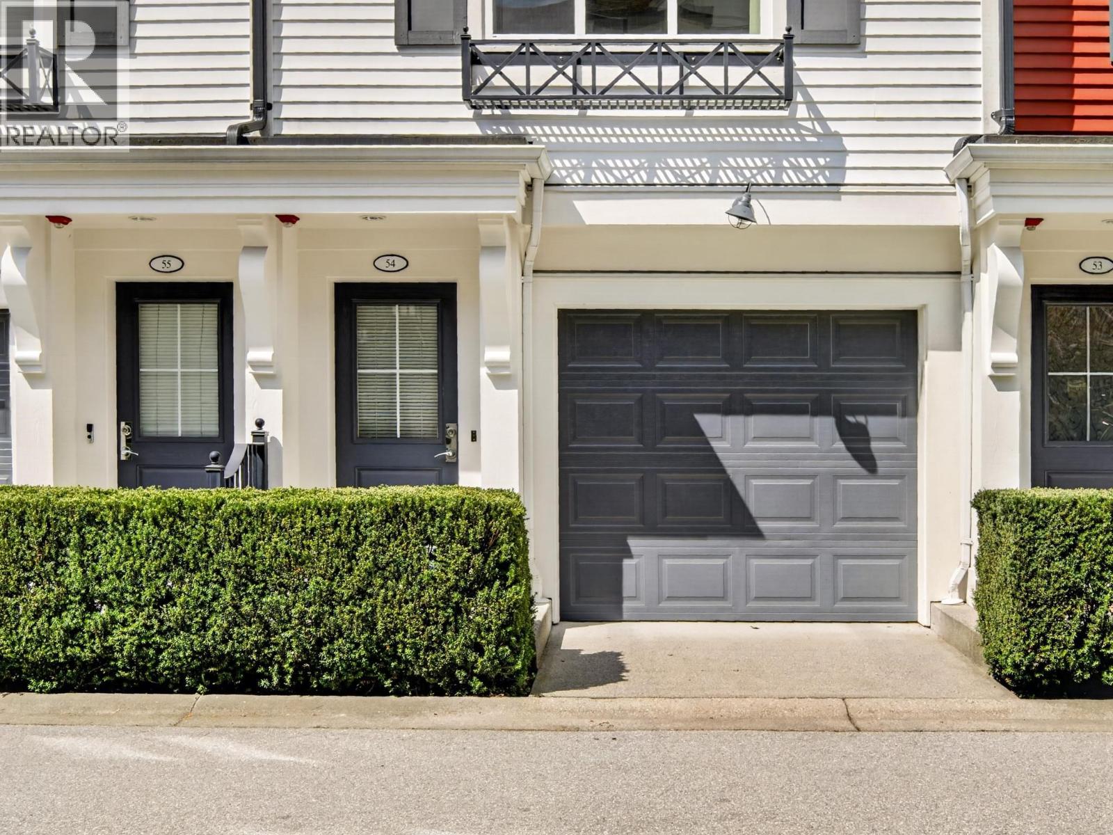 54 3010 Riverbend Drive, Coquitlam, British Columbia  V3C 0B8 - Photo 2 - R3113838