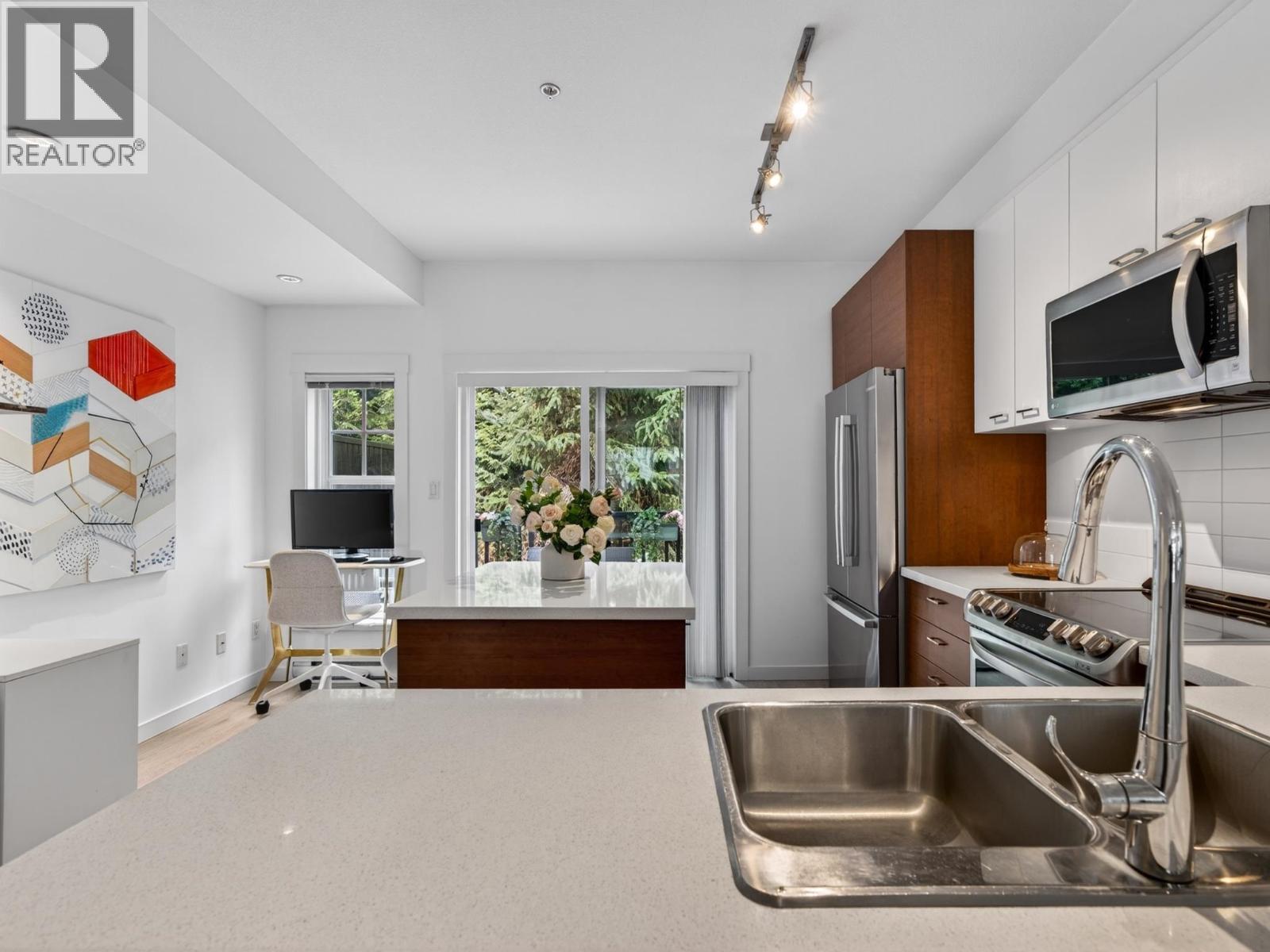 54 3010 Riverbend Drive, Coquitlam, British Columbia  V3C 0B8 - Photo 5 - R3113838