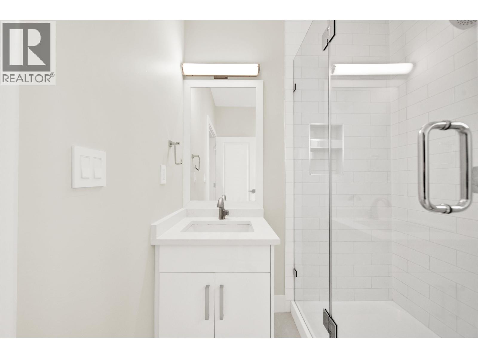 3128 Kings Avenue, Vancouver, British Columbia  V5R 4T4 - Photo 13 - R3113840