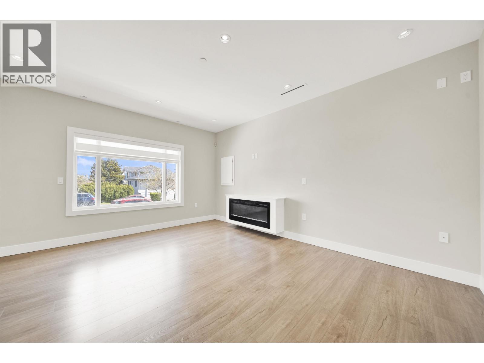 3128 Kings Avenue, Vancouver, British Columbia  V5R 4T4 - Photo 7 - R3113840