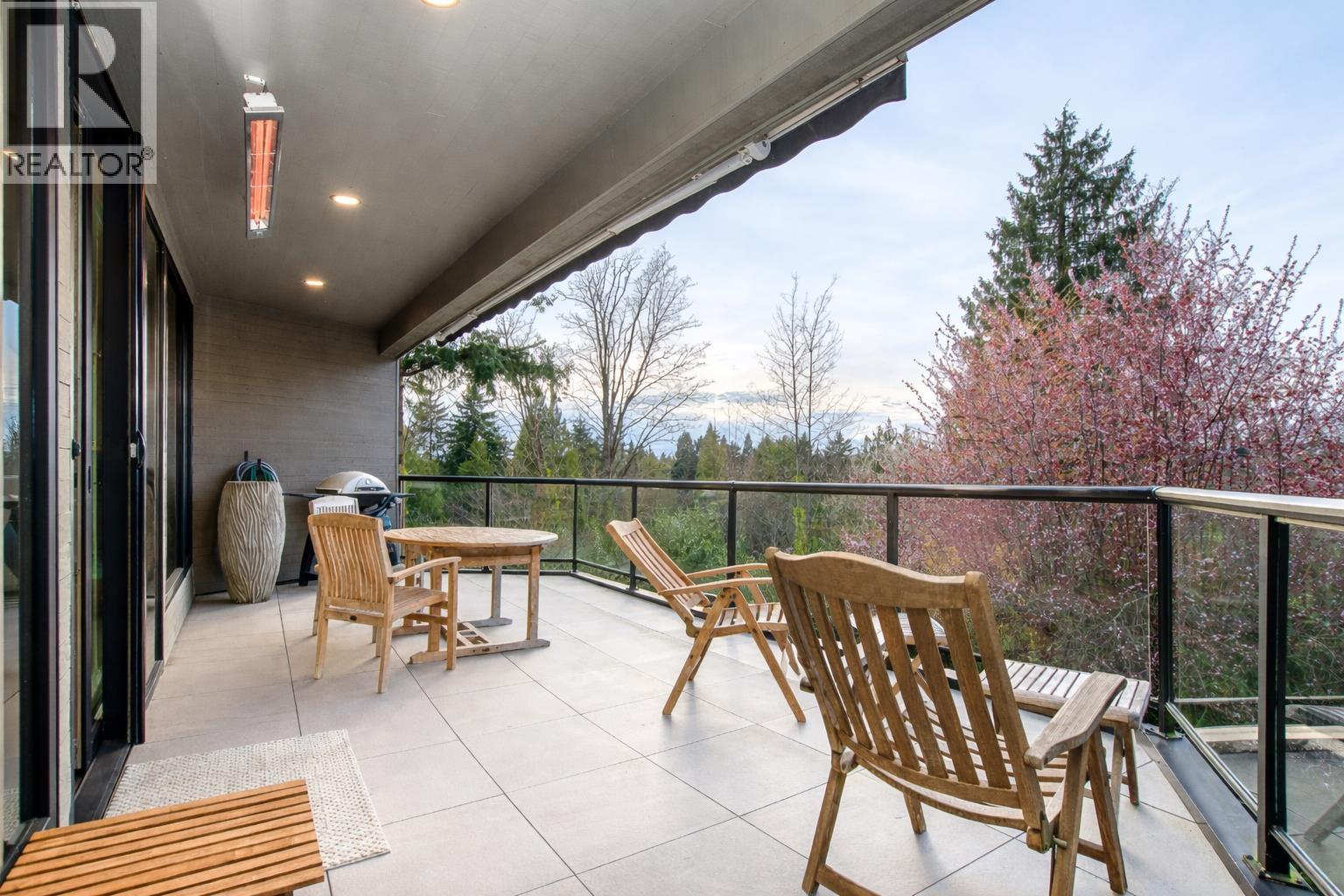 2236 Yewbrook Place, Vancouver, British Columbia  V6P 6K4 - Photo 11 - R3113850