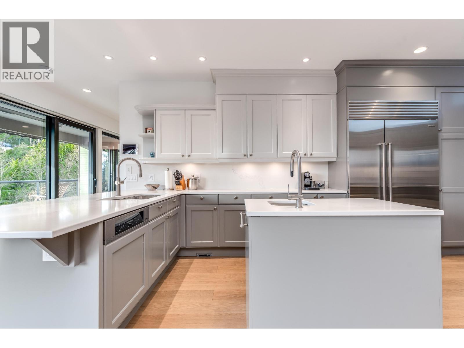 2236 Yewbrook Place, Vancouver, British Columbia  V6P 6K4 - Photo 31 - R3113850