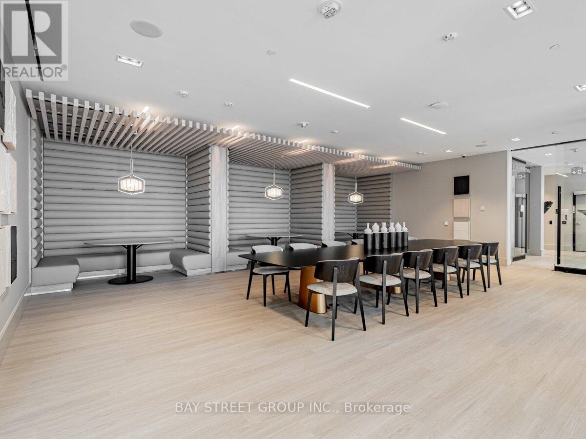 1910 - 2020 Bathurst Street, Toronto, Ontario  M5P 0A6 - Photo 18 - C12842222