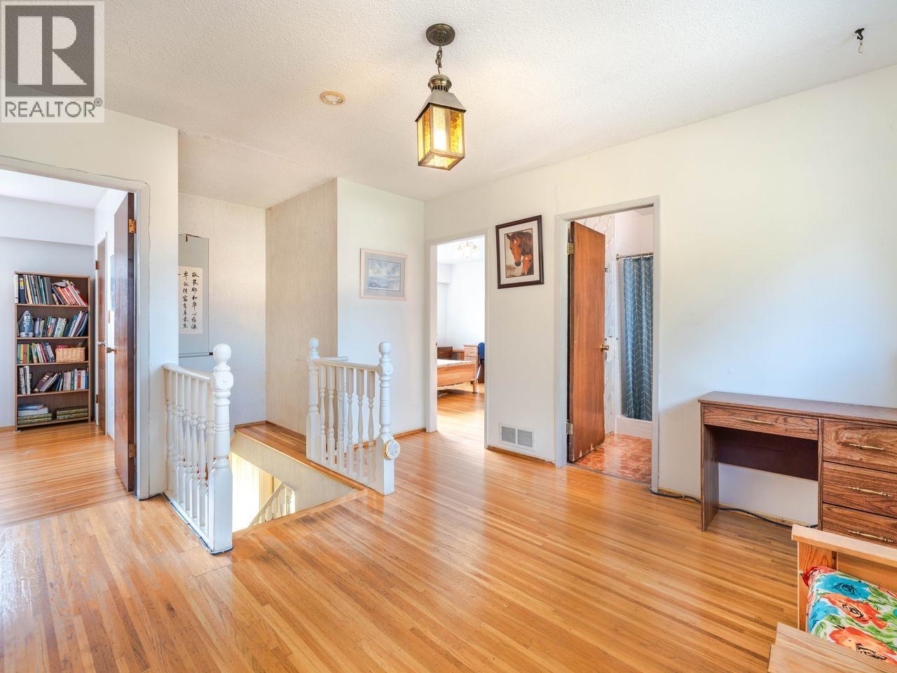 6151 Nanika Crescent, Richmond, British Columbia  V7C 2W6 - Photo 9 - R3113848