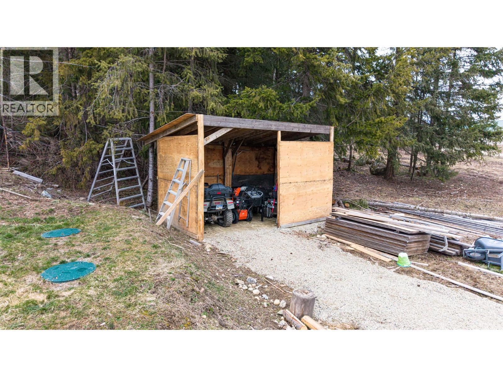 2655 Cowan Road, Sicamous, British Columbia  V0E 2V0 - Photo 10 - 10378522