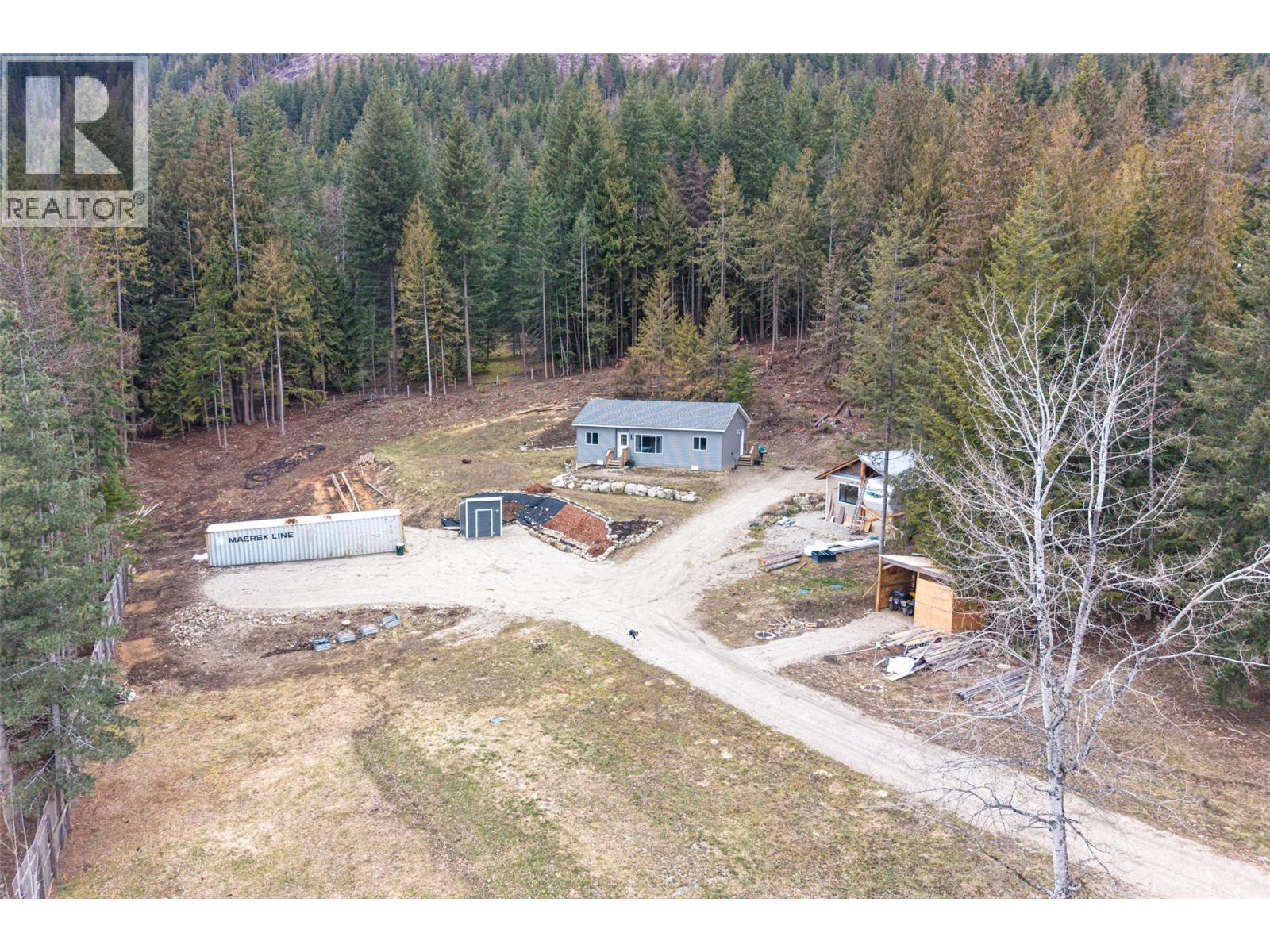 2655 Cowan Road, Sicamous, British Columbia  V0E 2V0 - Photo 7 - 10378522