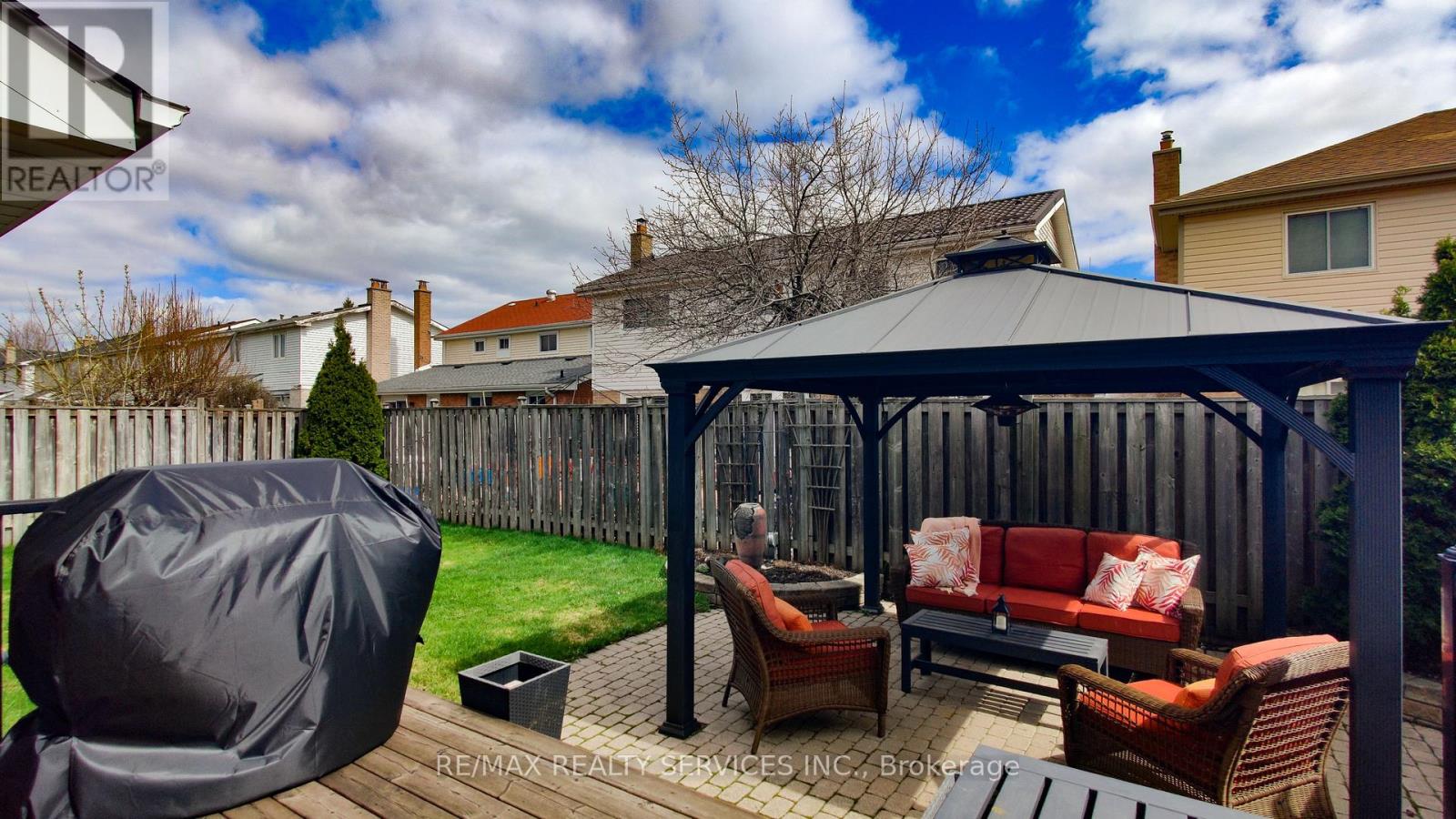 49 Mikado Crescent, Brampton, Ontario  L6S 3R5 - Photo 47 - W12864744