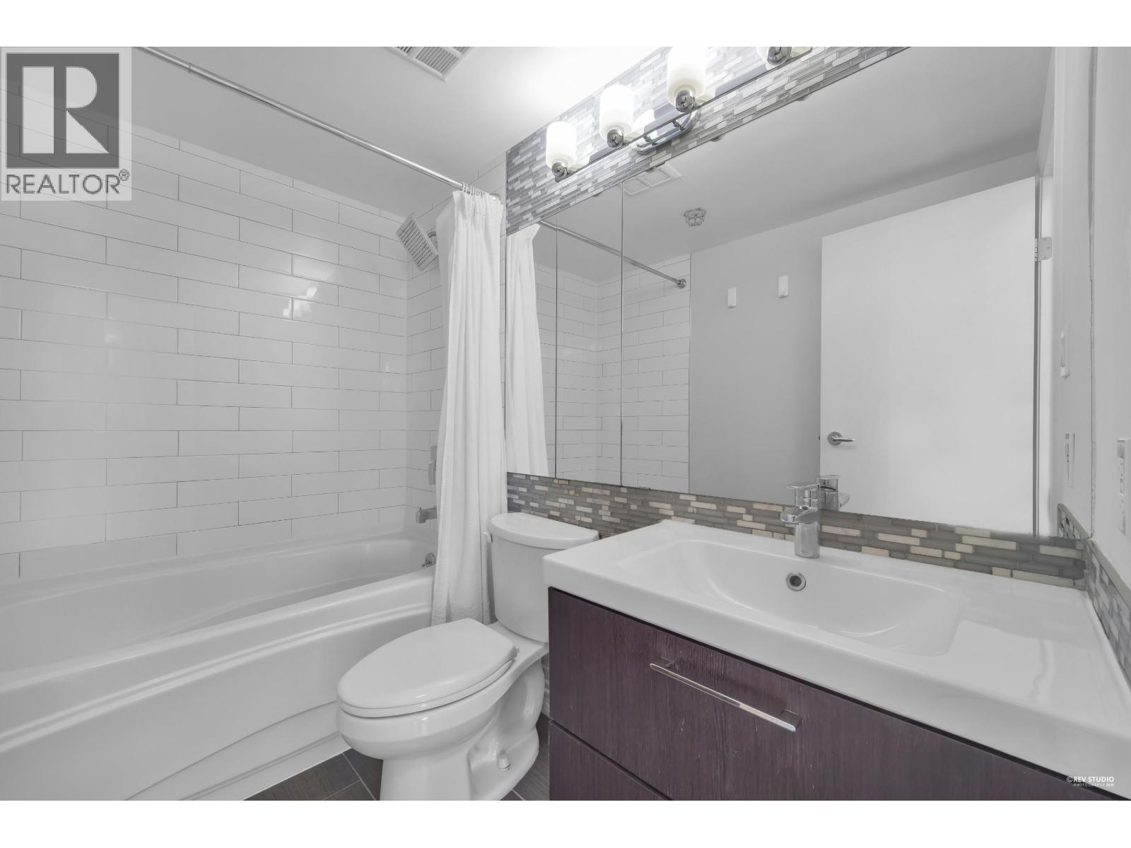 1707 1199 Marinaside Crescent, Vancouver, British Columbia  V6Z 2Y2 - Photo 18 - R3110943