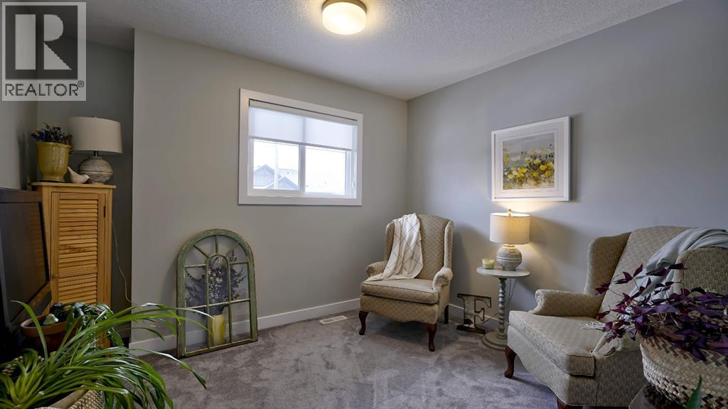 135 Reunion Loop NW, Airdrie, Alberta  T4B 4J6 - Photo 32 - A2291091