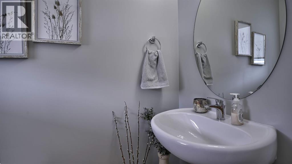 135 Reunion Loop NW, Airdrie, Alberta  T4B 4J6 - Photo 6 - A2291091