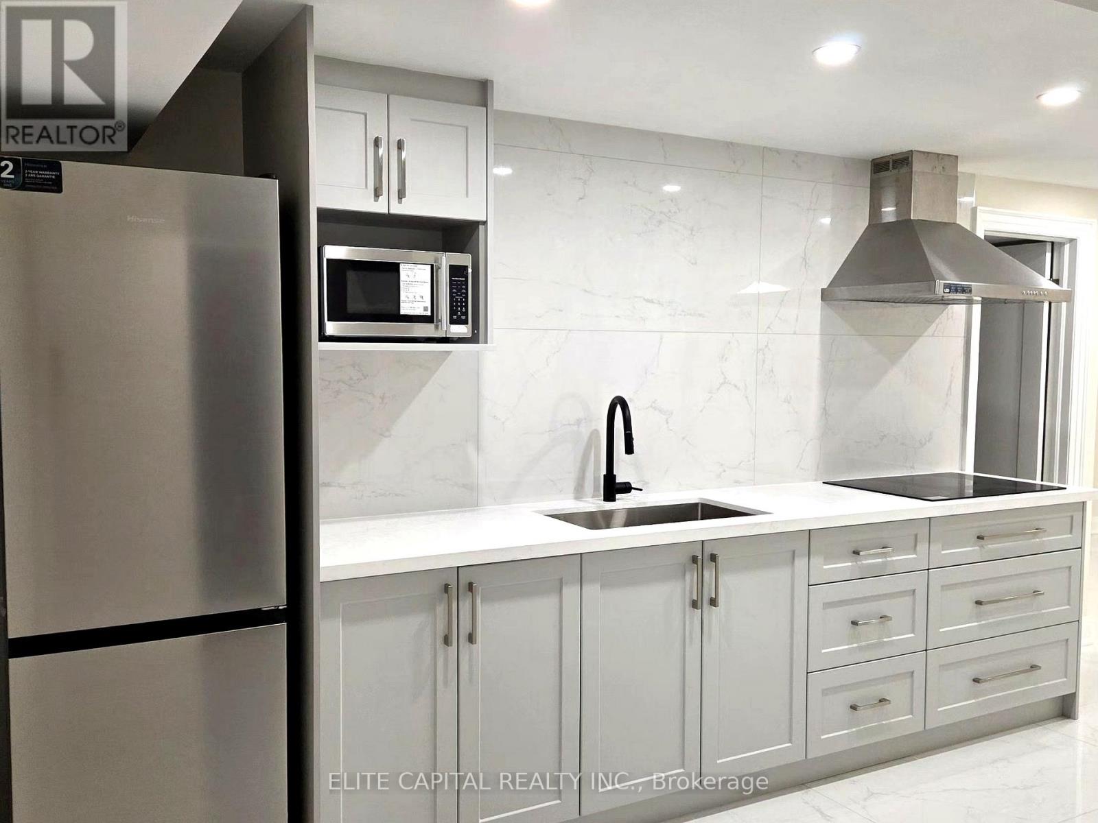 9474 BAYVIEW AVENUE, Richmond Hill, Ontario