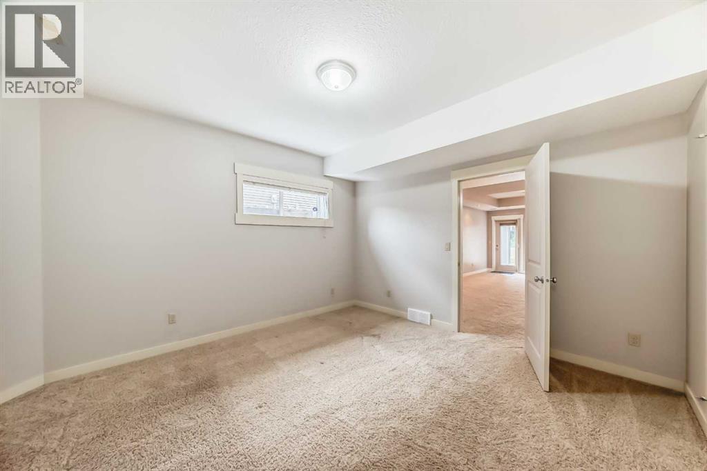 160 Sienna Passage, Chestermere, Alberta  T1X 0B6 - Photo 36 - A2295500