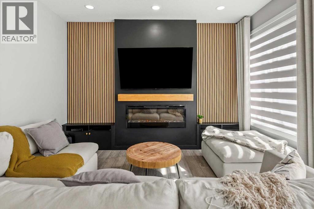 243 Silver Spruce Grove Sw, Calgary, Alberta  T2X 5M2 - Photo 16 - A2299606