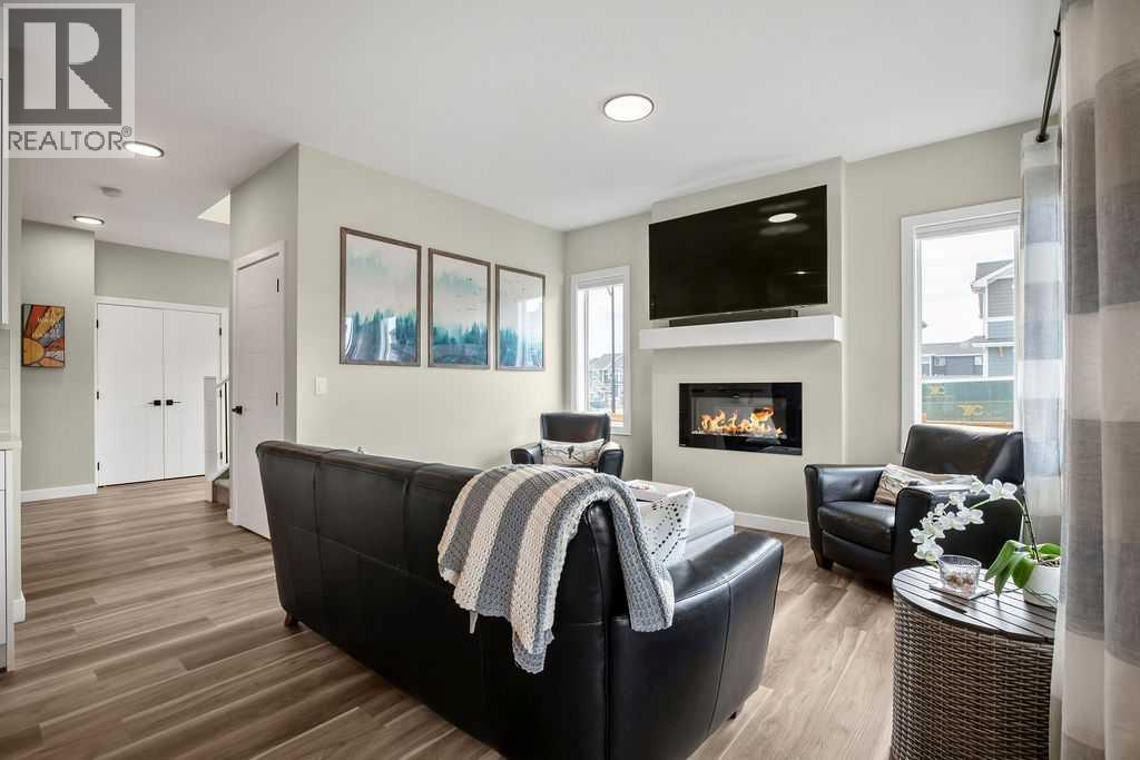 1073 Waterford Drive, Chestermere, Alberta  T1X 2P7 - Photo 5 - A2300507