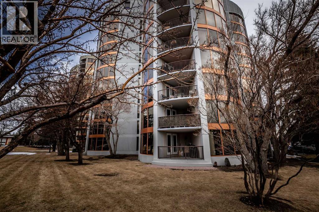 133, 10 Coachway Road SW, Calgary, Alberta  T3H 1E5 - Photo 3 - A2301575