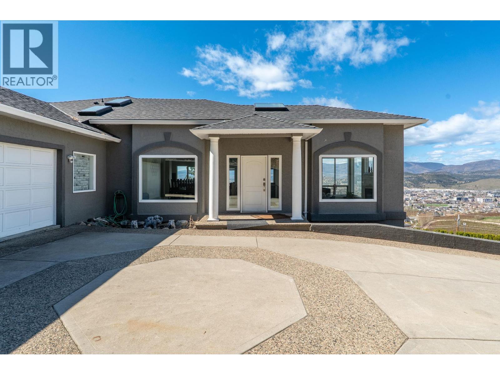 845 Toovey Road, Kelowna, British Columbia  V1X 6P9 - Photo 2 - 10384175