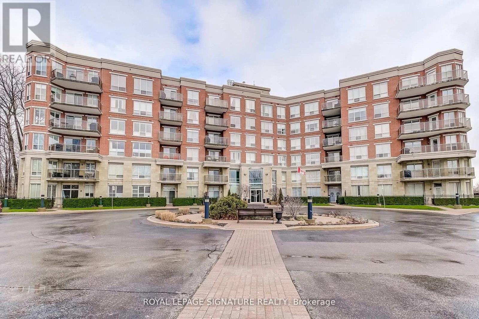 301 - 483 Faith Drive, Mississauga, Ontario  L5R 0A1 - Photo 2 - W13022954