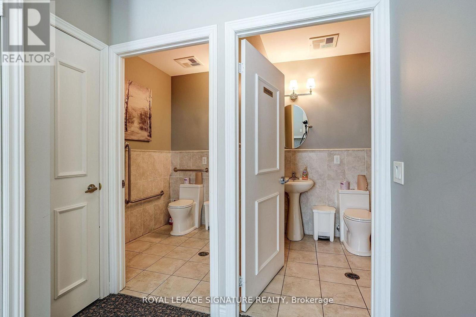 301 - 483 Faith Drive, Mississauga, Ontario  L5R 0A1 - Photo 37 - W13022954