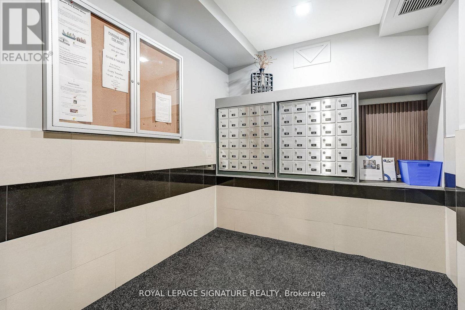 301 - 483 Faith Drive, Mississauga, Ontario  L5R 0A1 - Photo 5 - W13022954