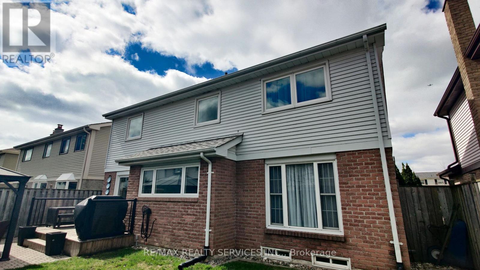 49 Mikado Crescent, Brampton, Ontario  L6S 3R5 - Photo 50 - W12864744