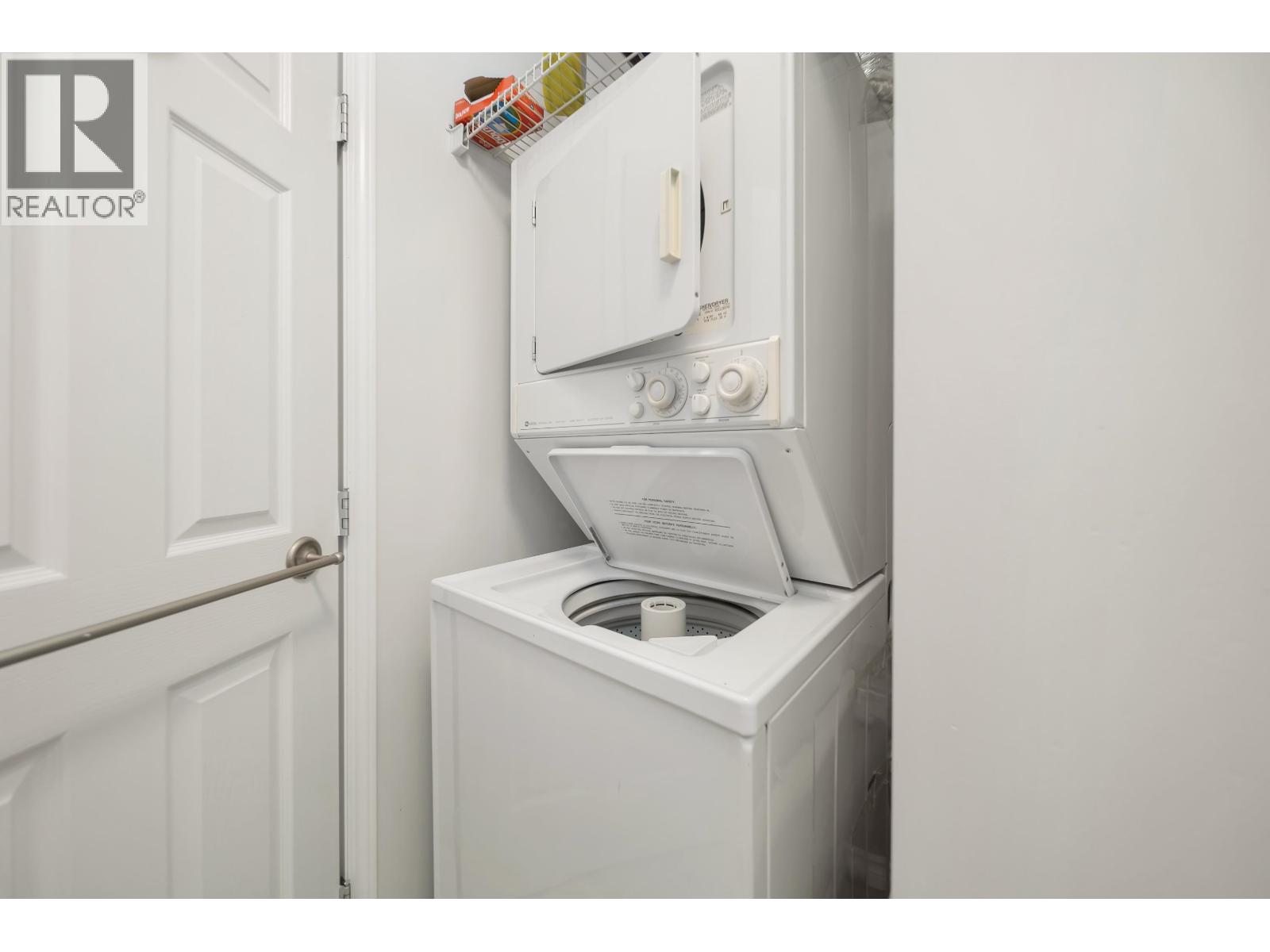 23788 Kanaka Way, Maple Ridge, British Columbia  V2W 1E5 - Photo 23 - R3113814