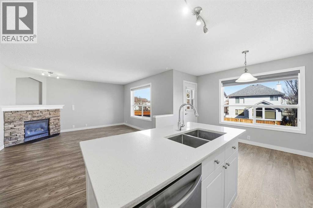 83 Cranfield Crescent Se, Calgary, Alberta  T3M 1A6 - Photo 10 - A2297401