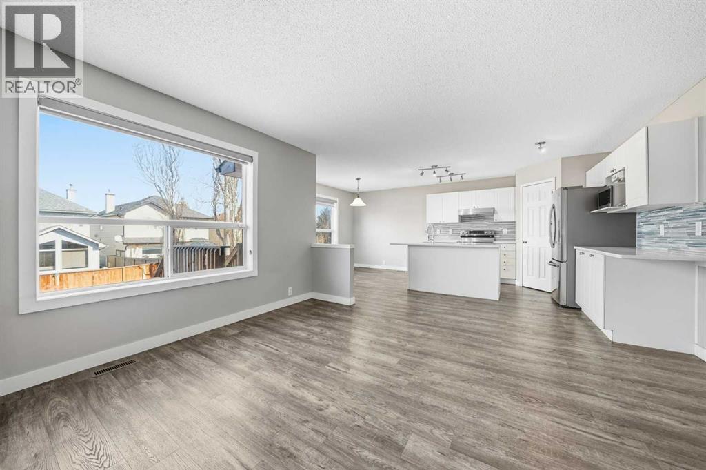 83 Cranfield Crescent Se, Calgary, Alberta  T3M 1A6 - Photo 5 - A2297401