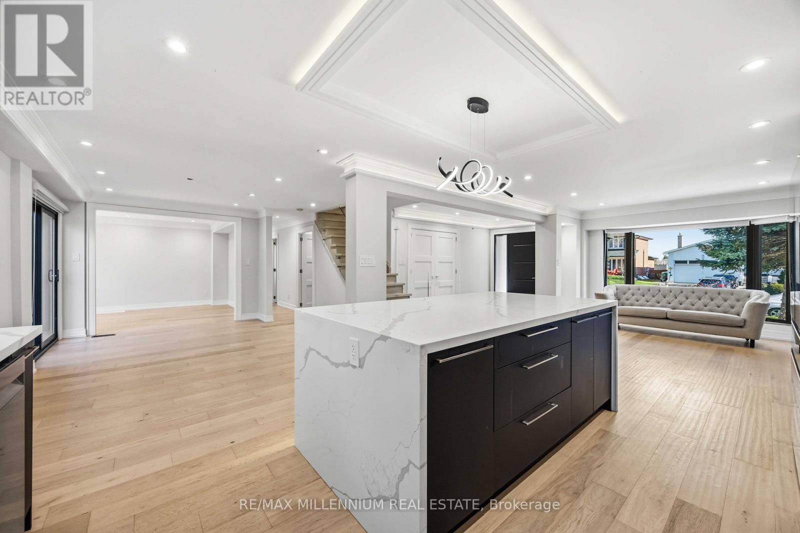 14 Portree Crescent, Markham, Ontario  L3T 3G2 - Photo 8 - N13020234