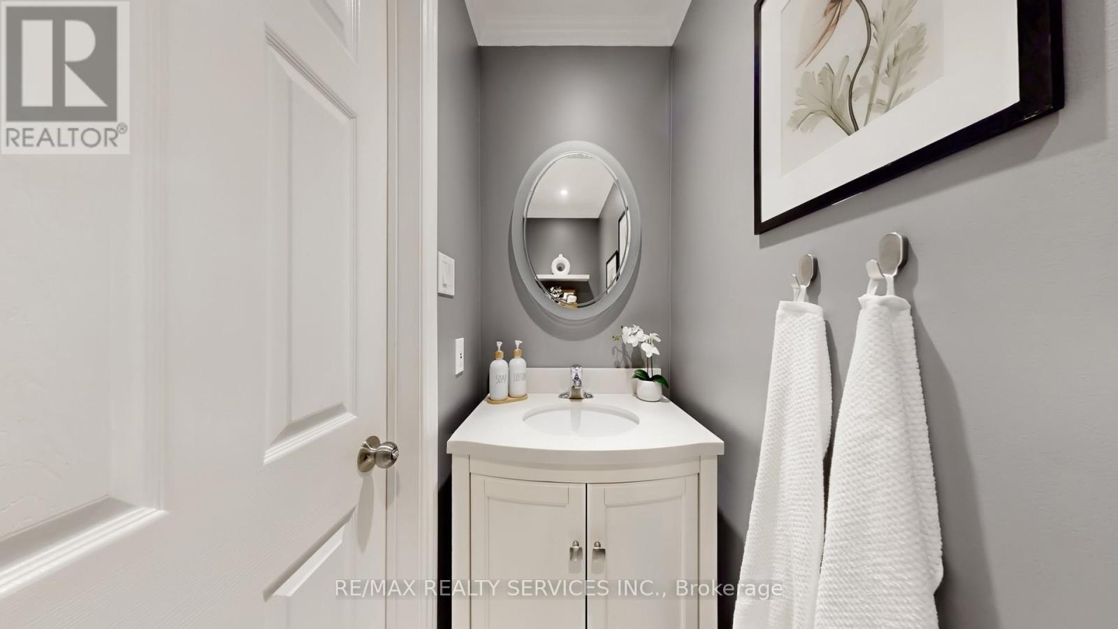 49 Mikado Crescent, Brampton, Ontario  L6S 3R5 - Photo 23 - W12864744