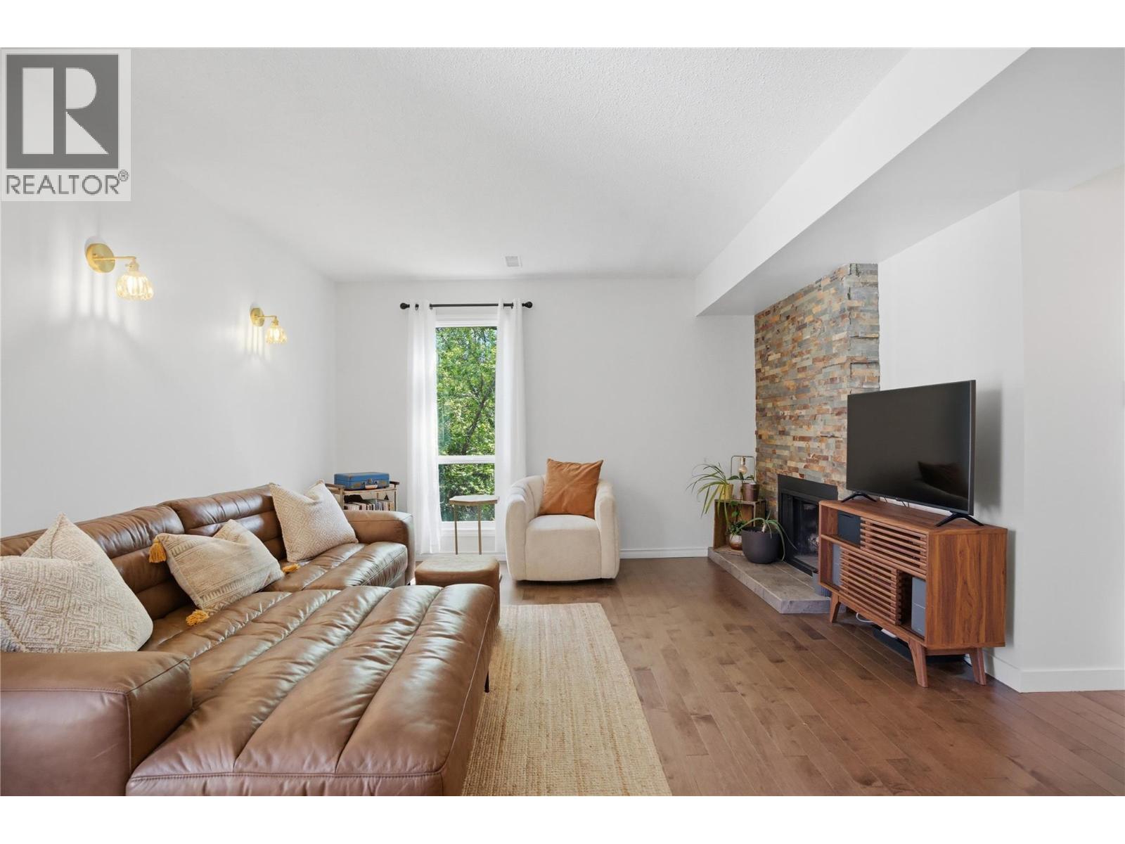 1435 Summit Drive Unit# 85, Kamloops, British Columbia  V2E 1S4 - Photo 3 - 10384236