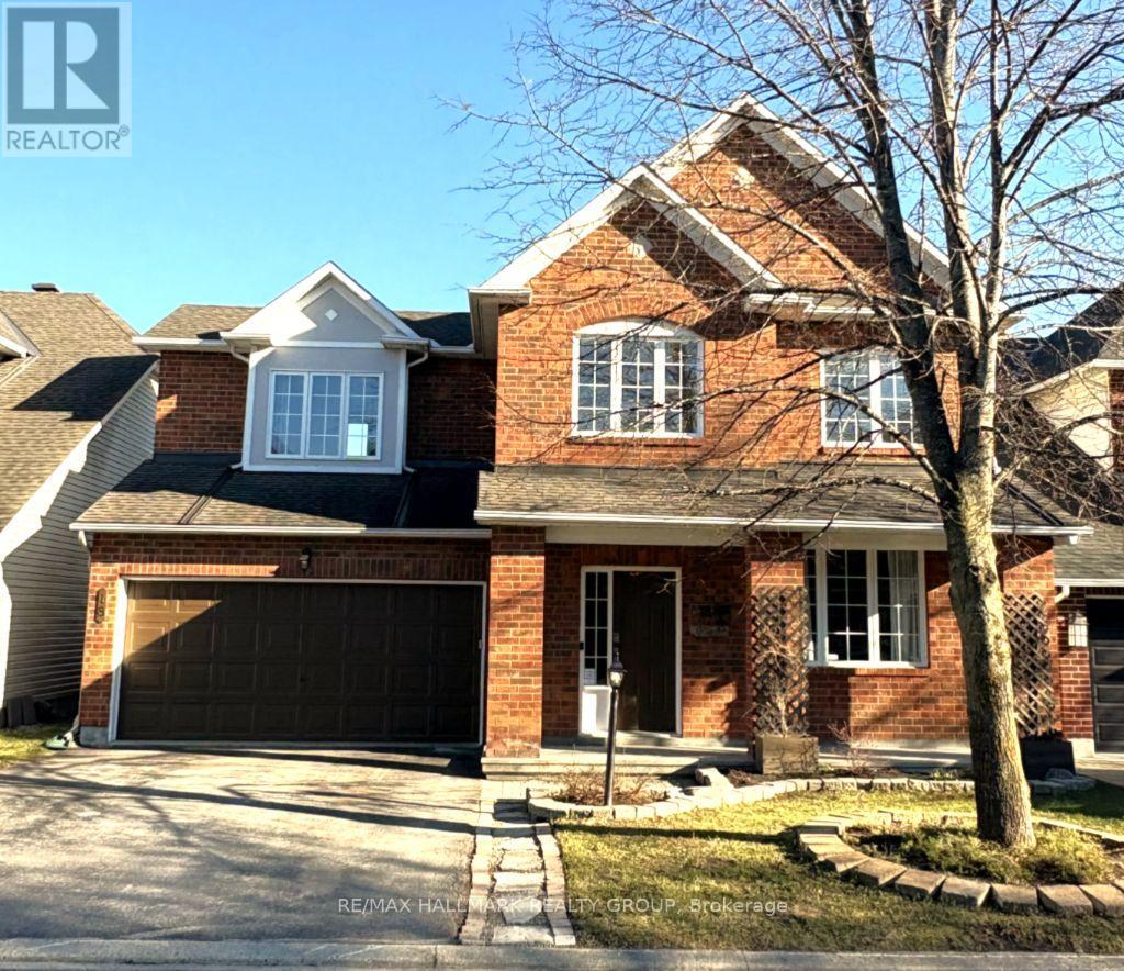 18 IRISH ROSE CRESCENT, Ottawa, Ontario