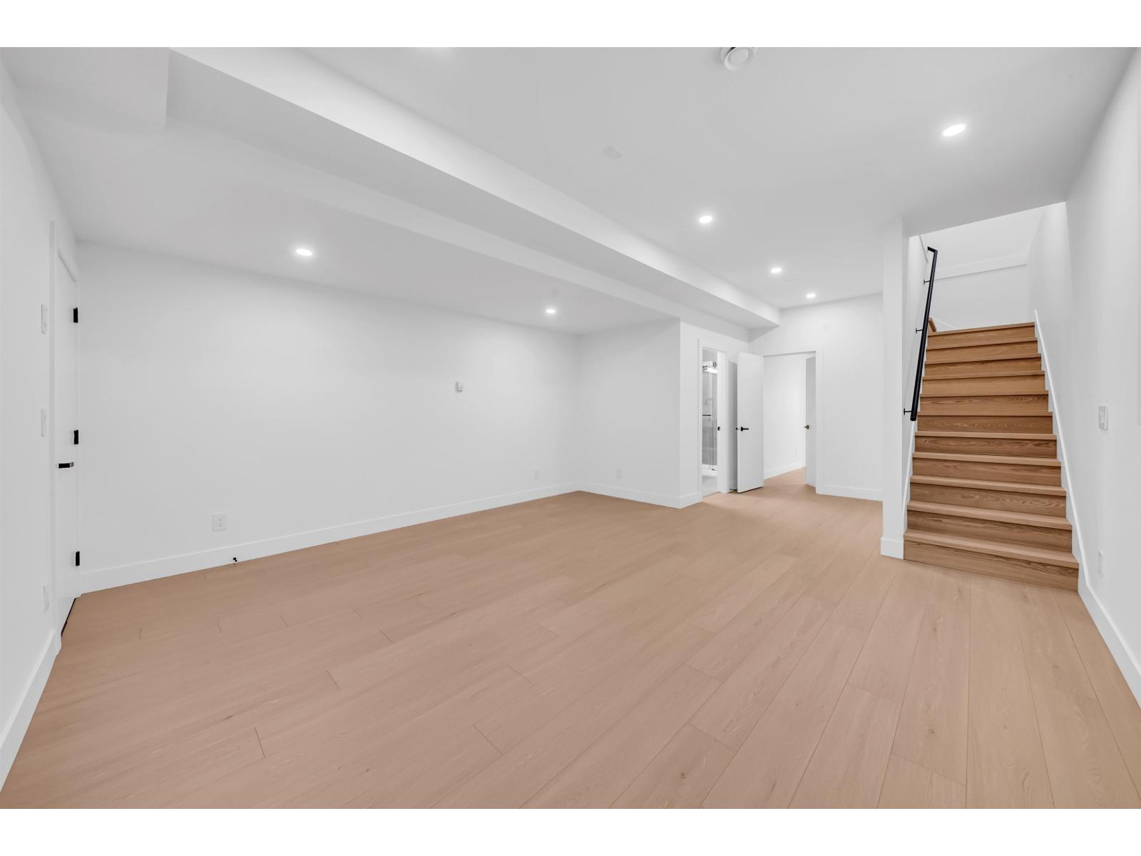 6918 204a Street, Langley, British Columbia  V2Y 0W4 - Photo 38 - R3113353