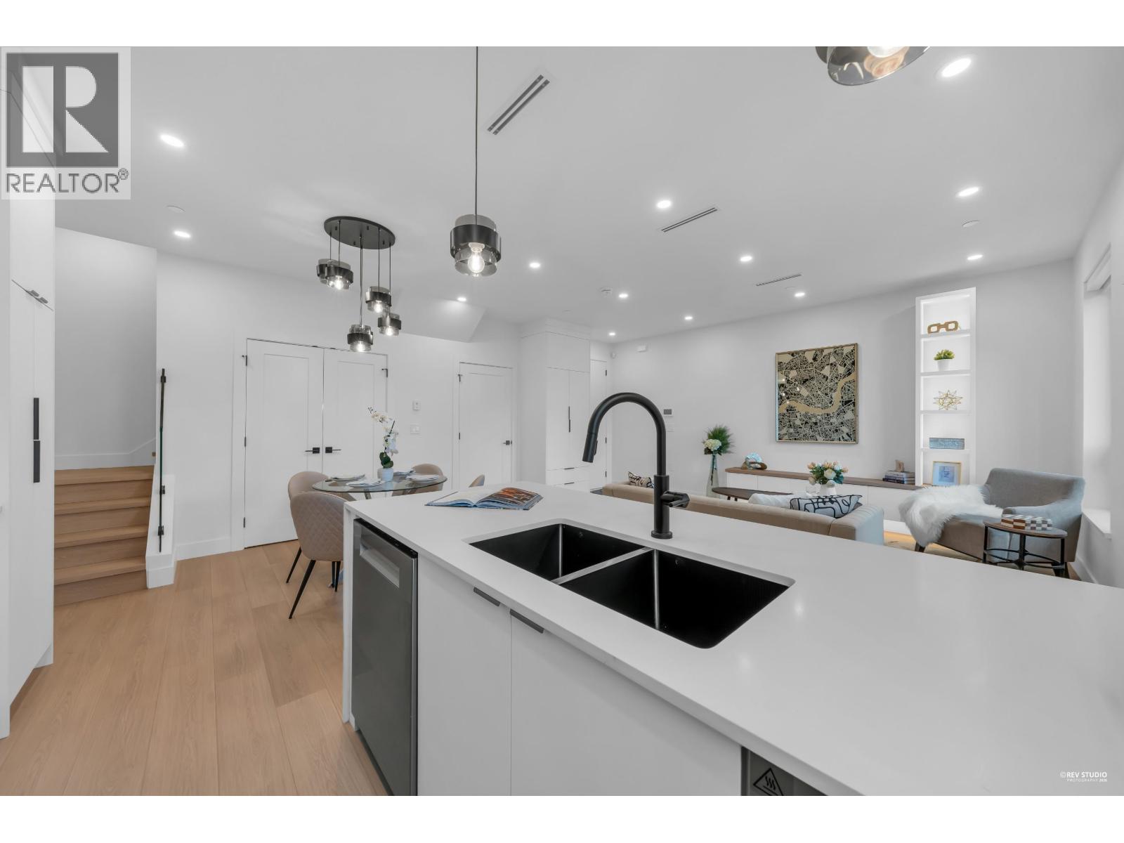 2713 Cheyenne Avenue, Vancouver, British Columbia  V5R 4R5 - Photo 7 - R3111164