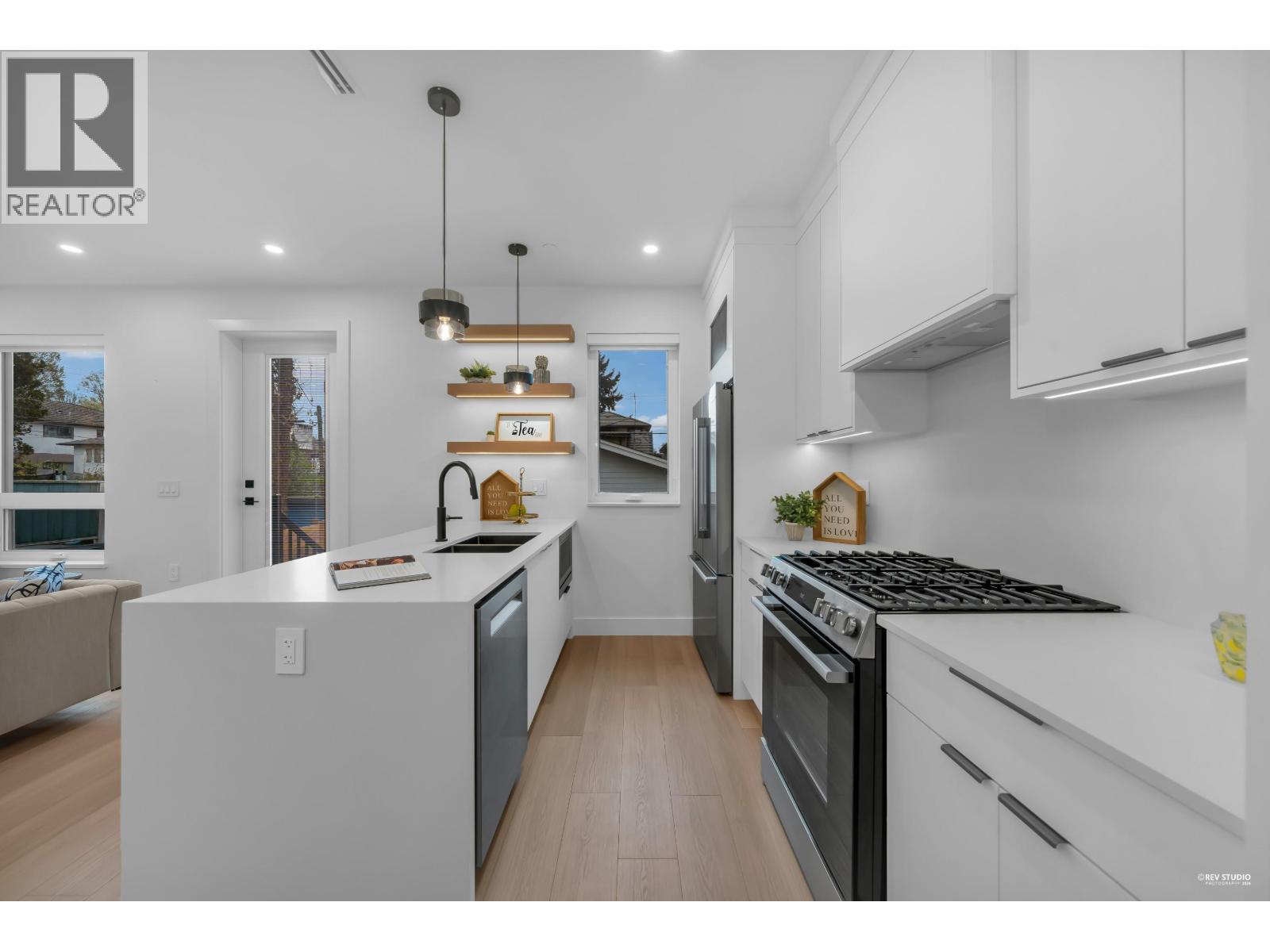 2713 Cheyenne Avenue, Vancouver, British Columbia  V5R 4R5 - Photo 8 - R3111164