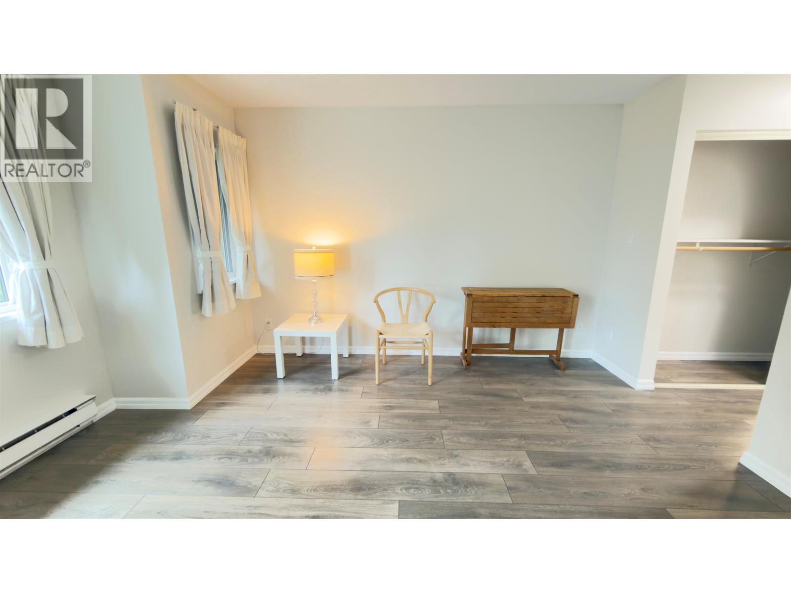 402 3970 Linwood Street, Burnaby, British Columbia  V5G 4R5 - Photo 11 - R3113821