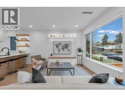 2715 CHEYENNE AVENUE, Vancouver, British Columbia