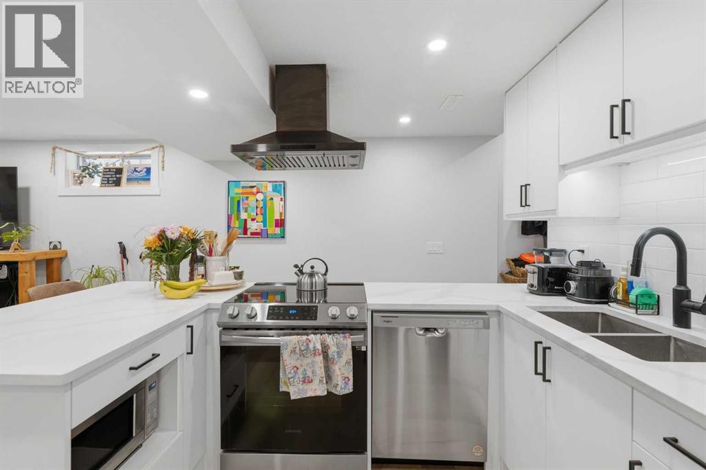 7107 54 Avenue Nw, Calgary, Alberta  T3B 3P5 - Photo 30 - A2298706