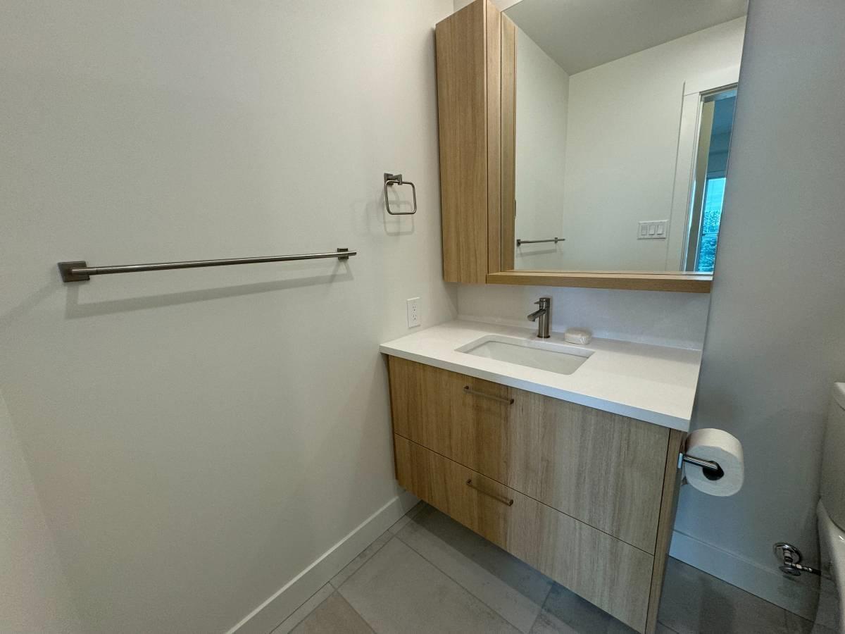 A205 31900 Raven Ave, Mission, British Columbia  V2V 0H5 - Photo 13 - R3113867