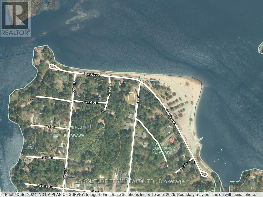 58 East Street, Petawawa, Ontario  K8H 2N9 - Photo 12 - X13023030