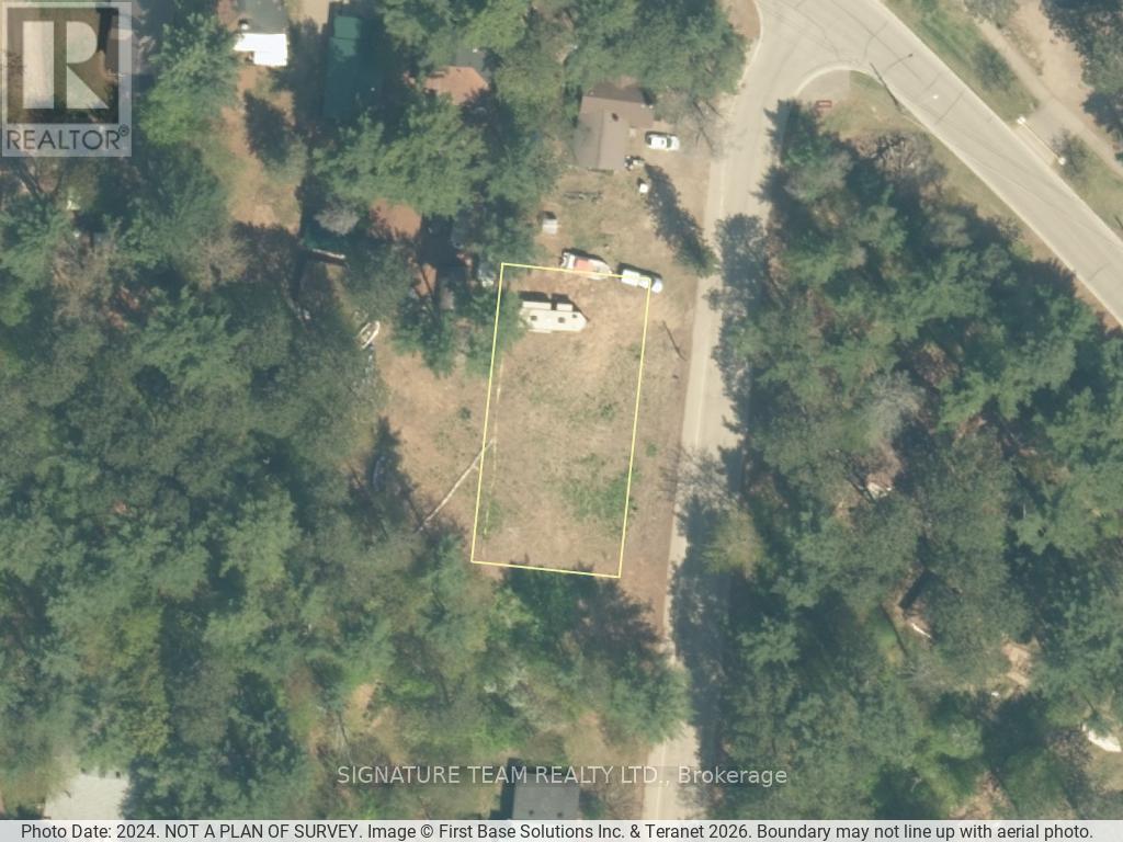 58 East Street, Petawawa, Ontario  K8H 2N9 - Photo 3 - X13023030