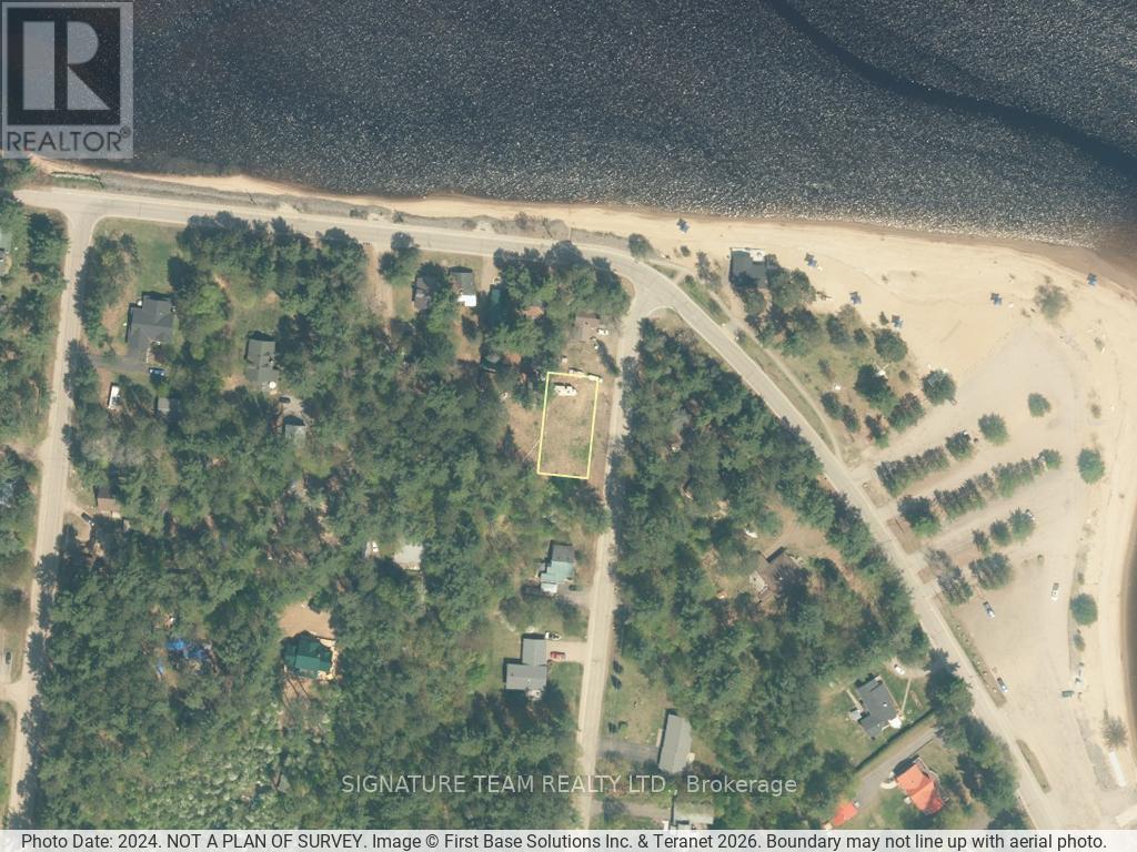 58 East Street, Petawawa, Ontario  K8H 2N9 - Photo 4 - X13023030