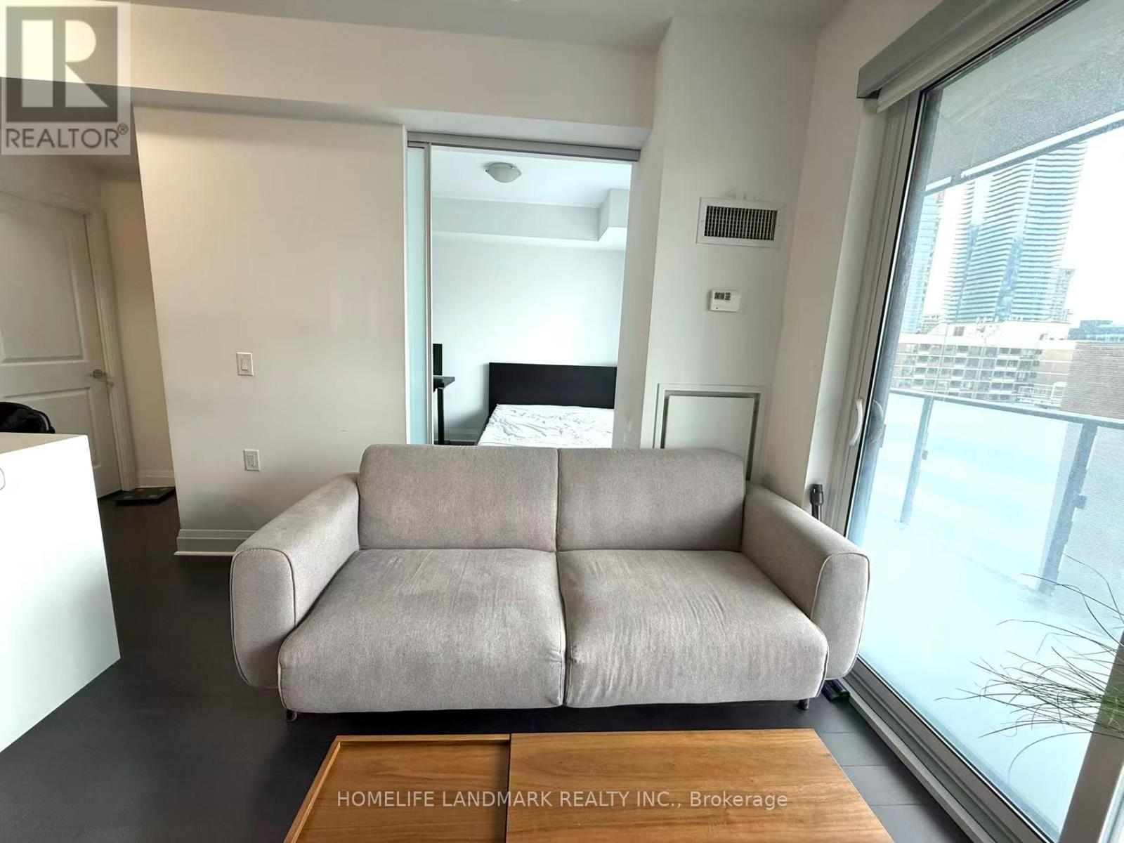 1801 - 1080 Bay Street, Toronto, Ontario  M5S 0A5 - Photo 8 - C13022998